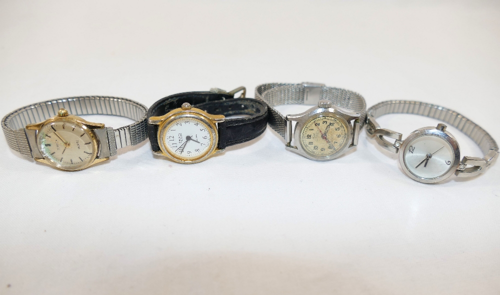 A collection of assorted ladies and gents wrist watches, including Timex, Seconda, Citizen, Accurist - Image 6 of 14