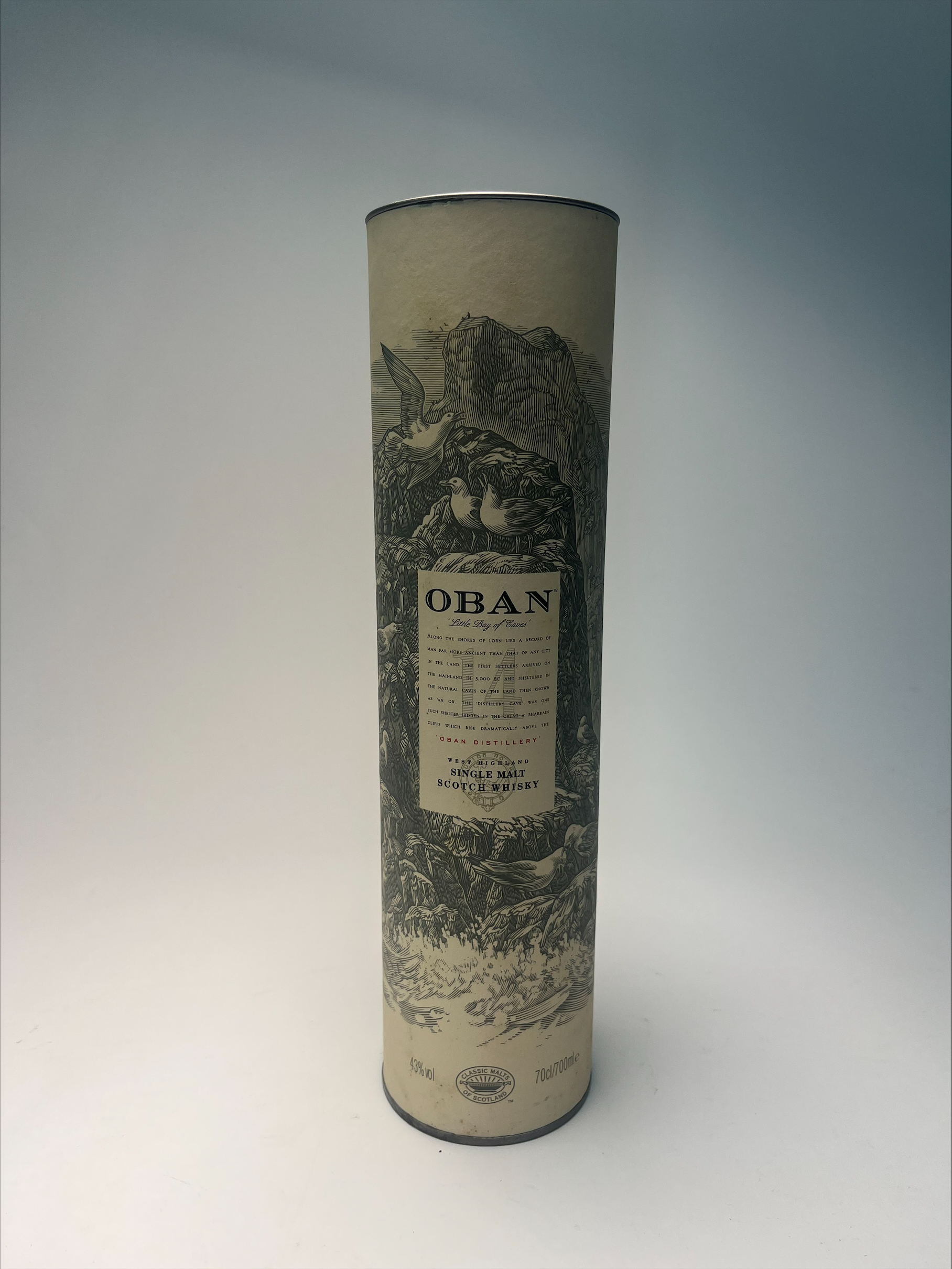 A bottle of Oban Single Malt Scotch Whisky, aged 14 years, distilled in Scotland, with box, 70cl.