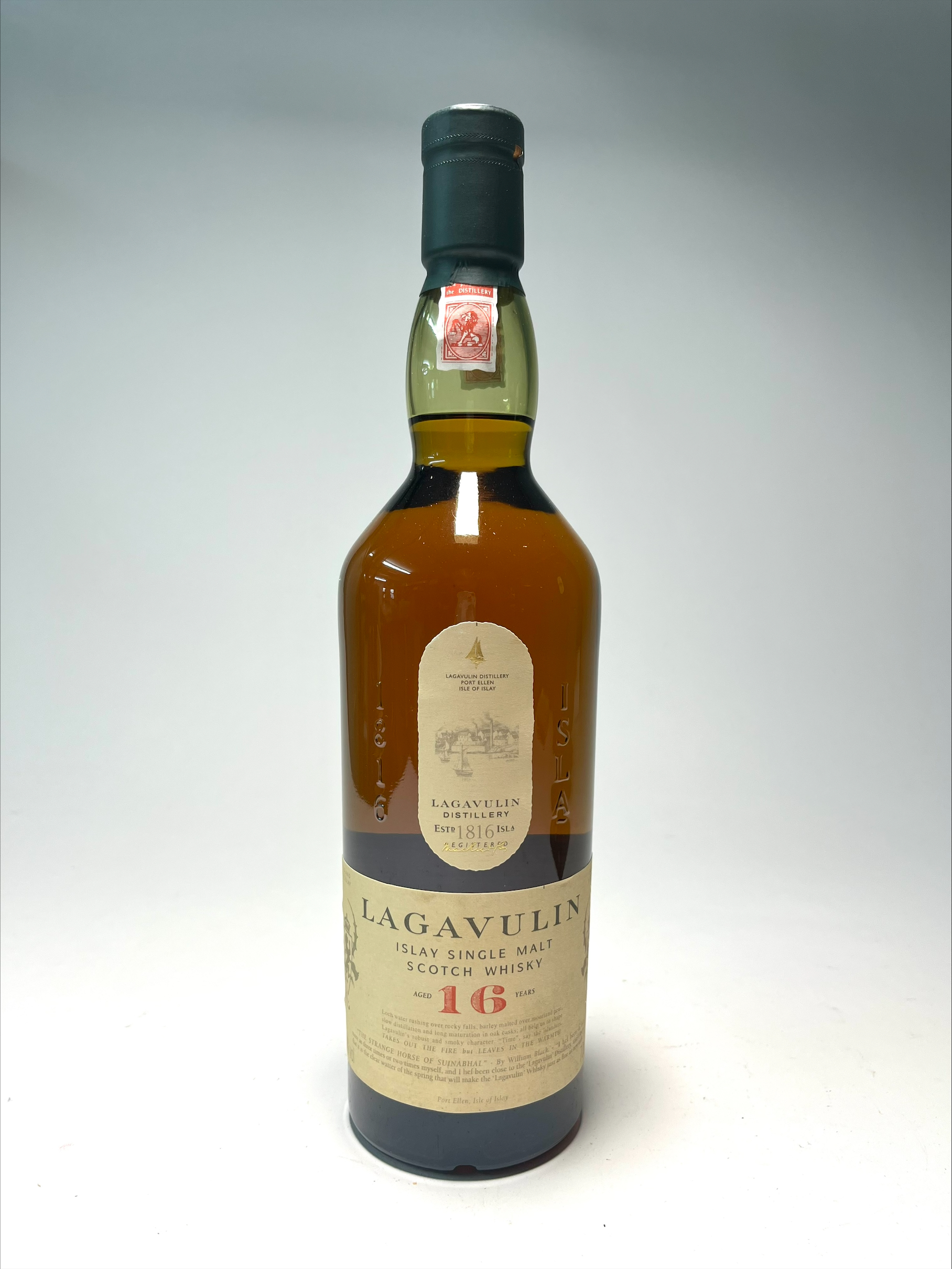 A bottle of Lagavulin Islay Single Malt Scotch Whisky (Lagavulin Distillery est. 1816), aged 16 - Image 2 of 2