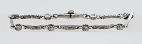 A diamond bracelet, set in 18ct white gold, approx. 20cm.