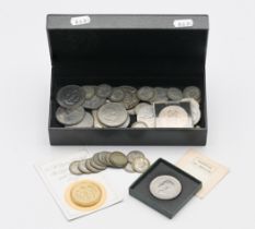 A small mixed collection of general coins to include one shillings, five shillings, Churchill