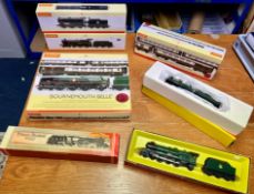 Collection of Hornby railway 00 gauge models. 7 boxed items to include the Bournemouth Bell, GWR