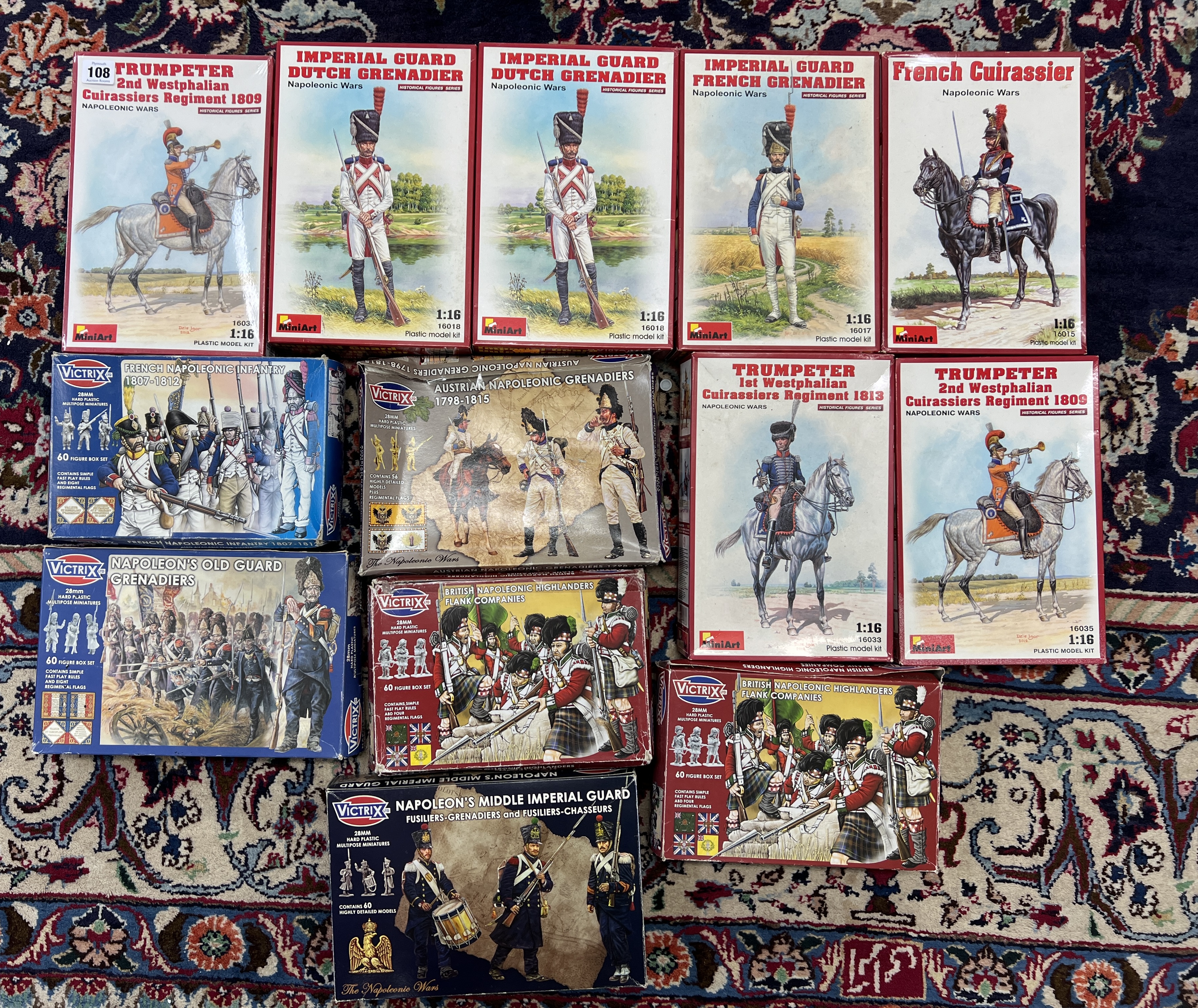 A collection of thirteen boxed Victrix Ltd and Mini Art multipose miniatures and historical figures,