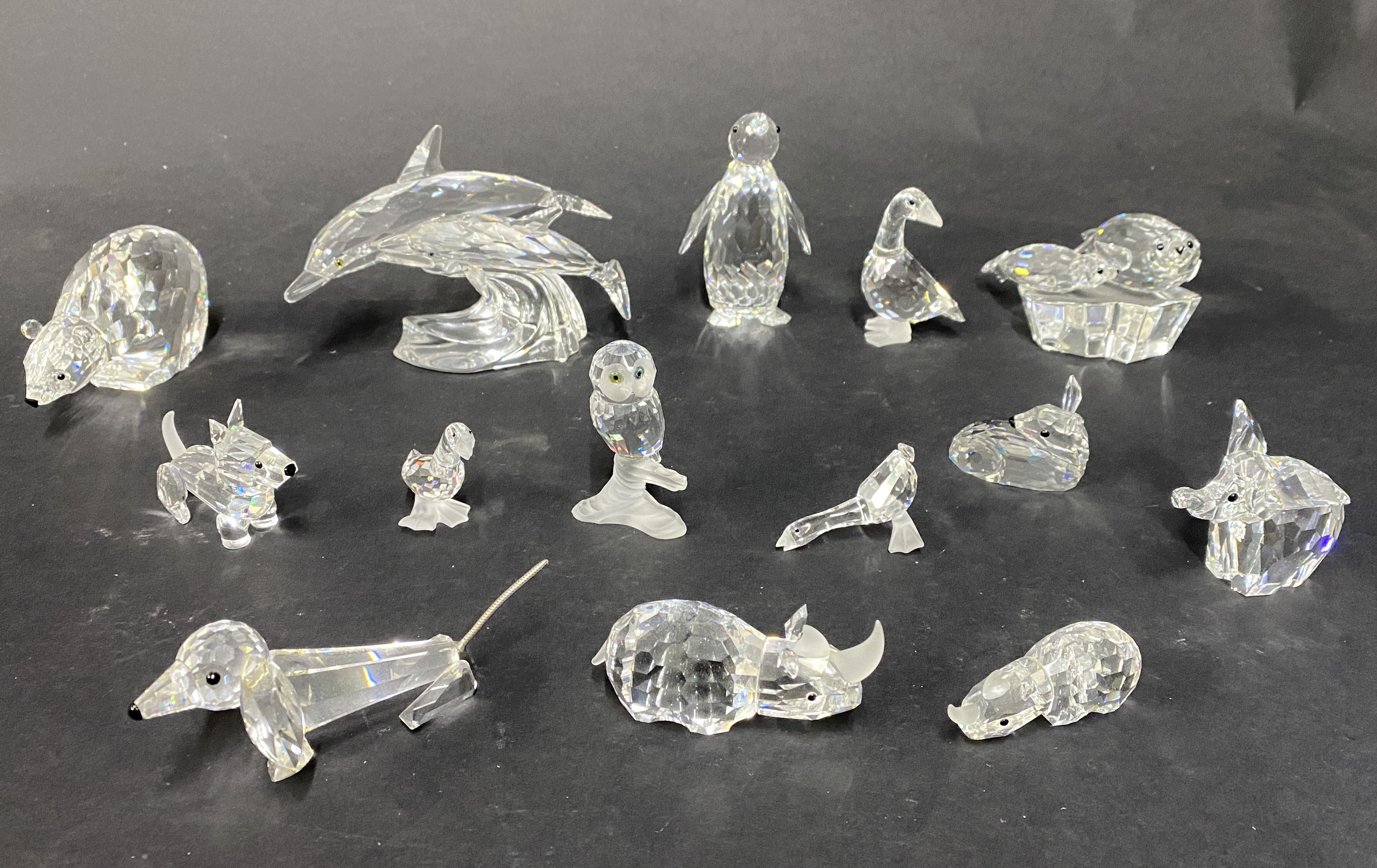 Swarovski Crystal Glass, a collection of animals of various sizes, to include a 'Perched Owl', '