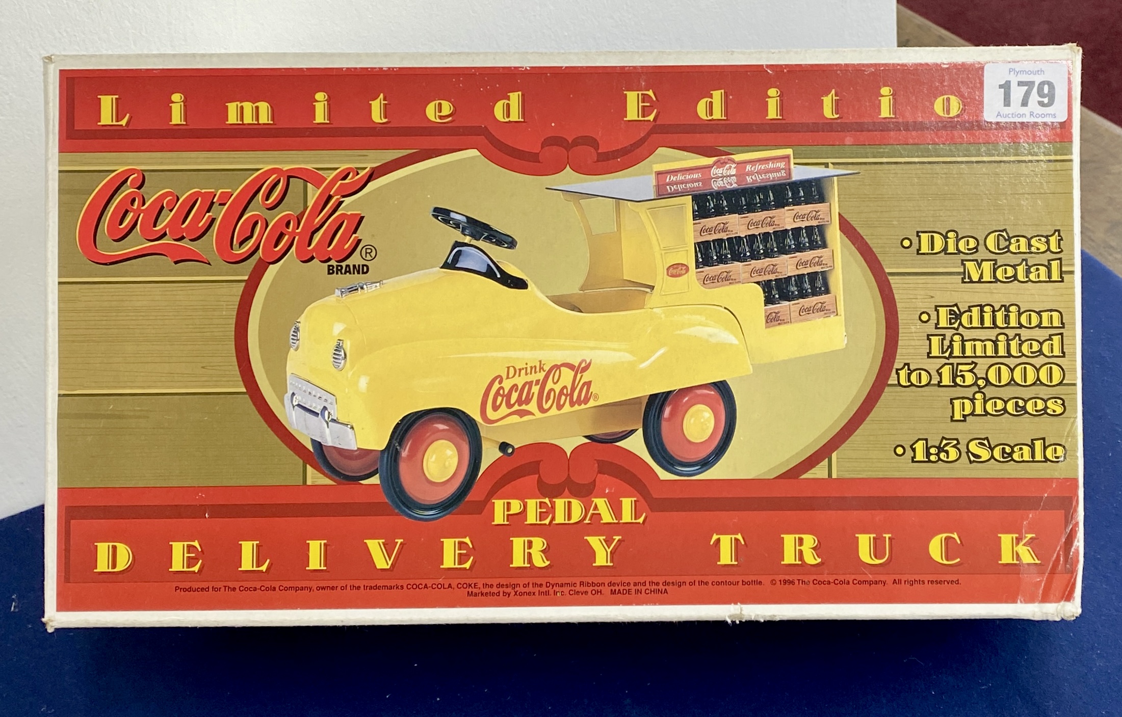 Coca-Cola Limited Edition pedal delivery truck. Diecast metal model, edition limited to 15,000 - Bild 2 aus 2