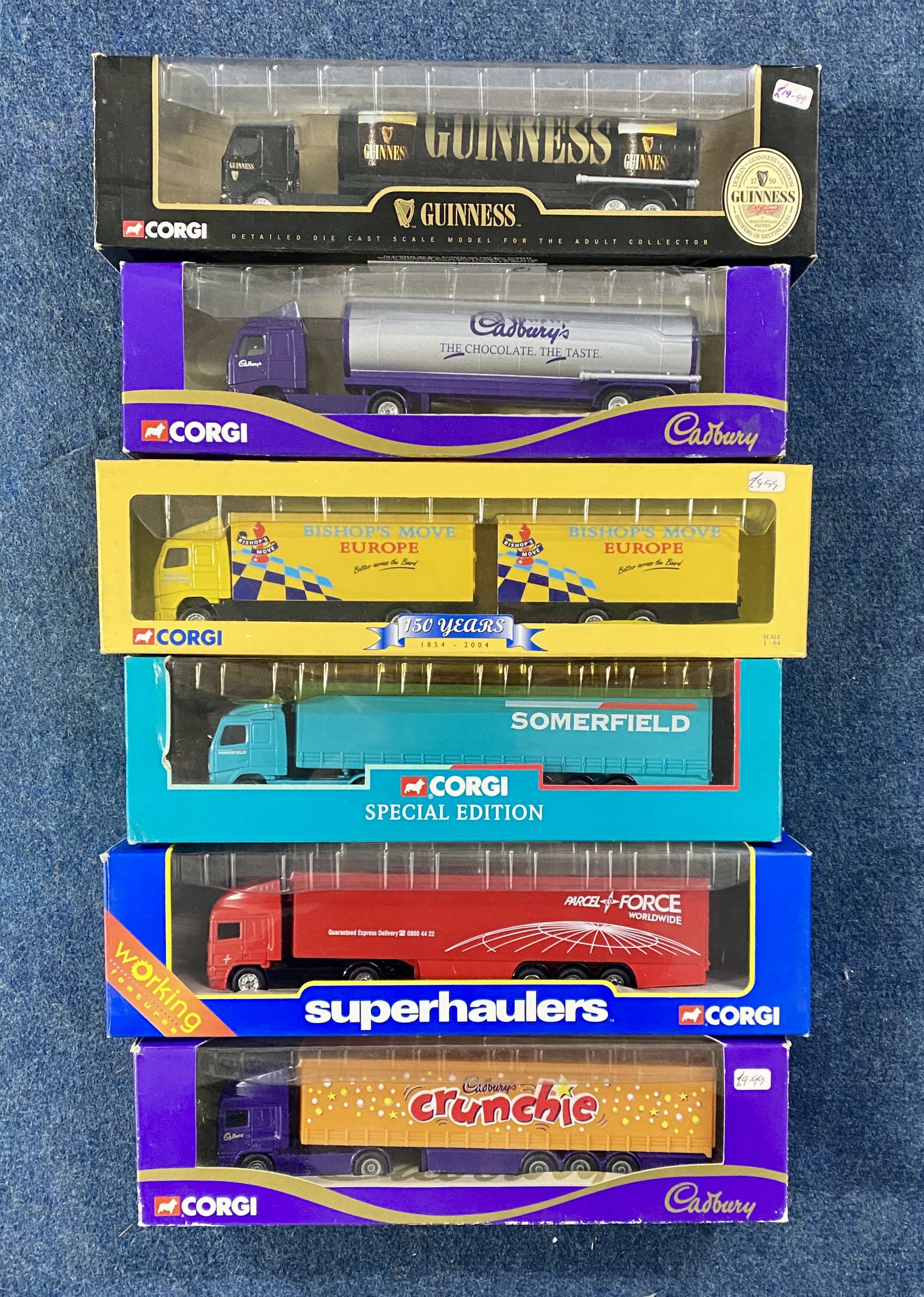 Large collection of 33 haulage trucks, boxed. Scale 1:64. Diecast toys to include a variety of Corgi