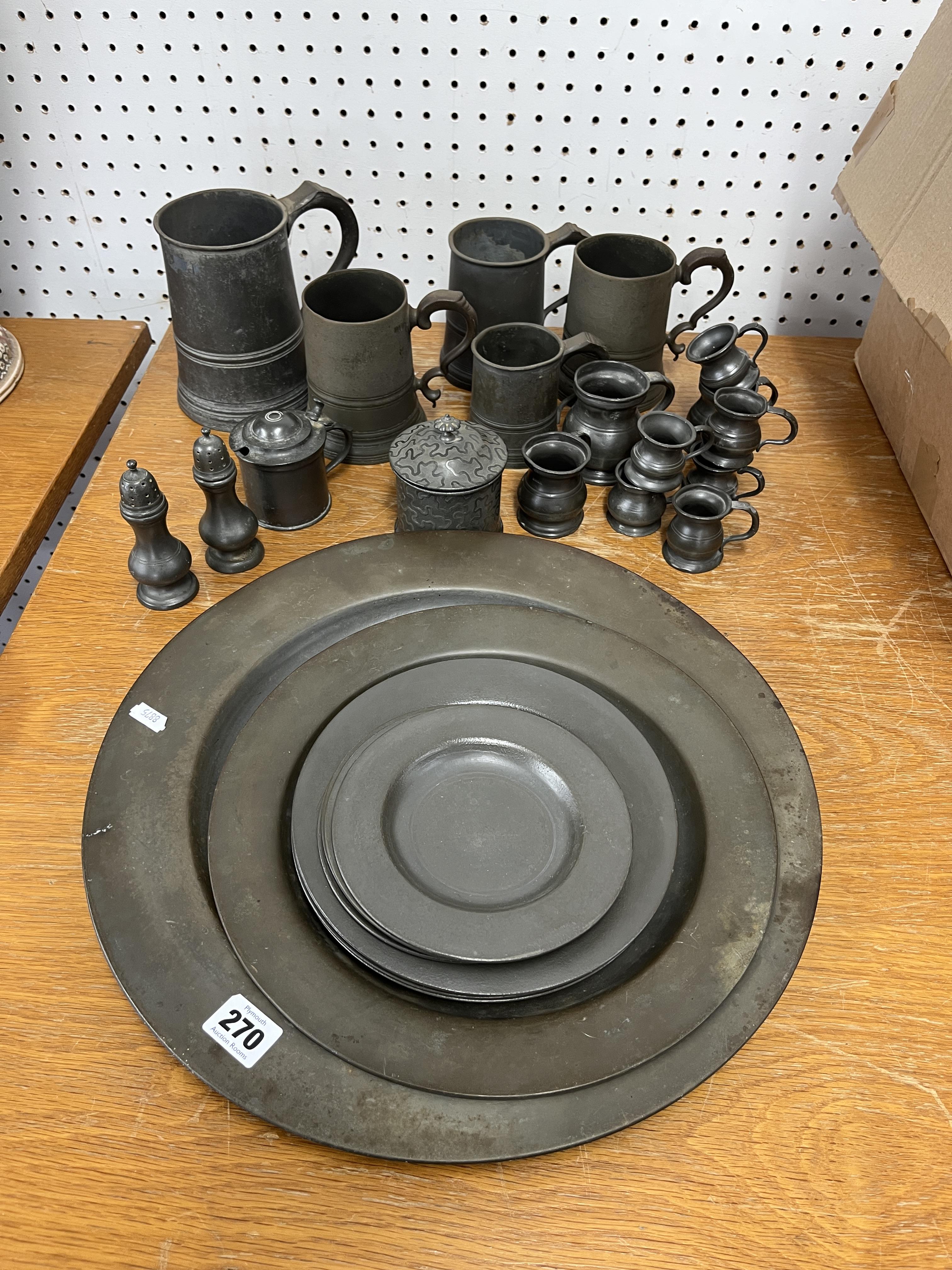 A collection of antique pewter wares (26 pieces)