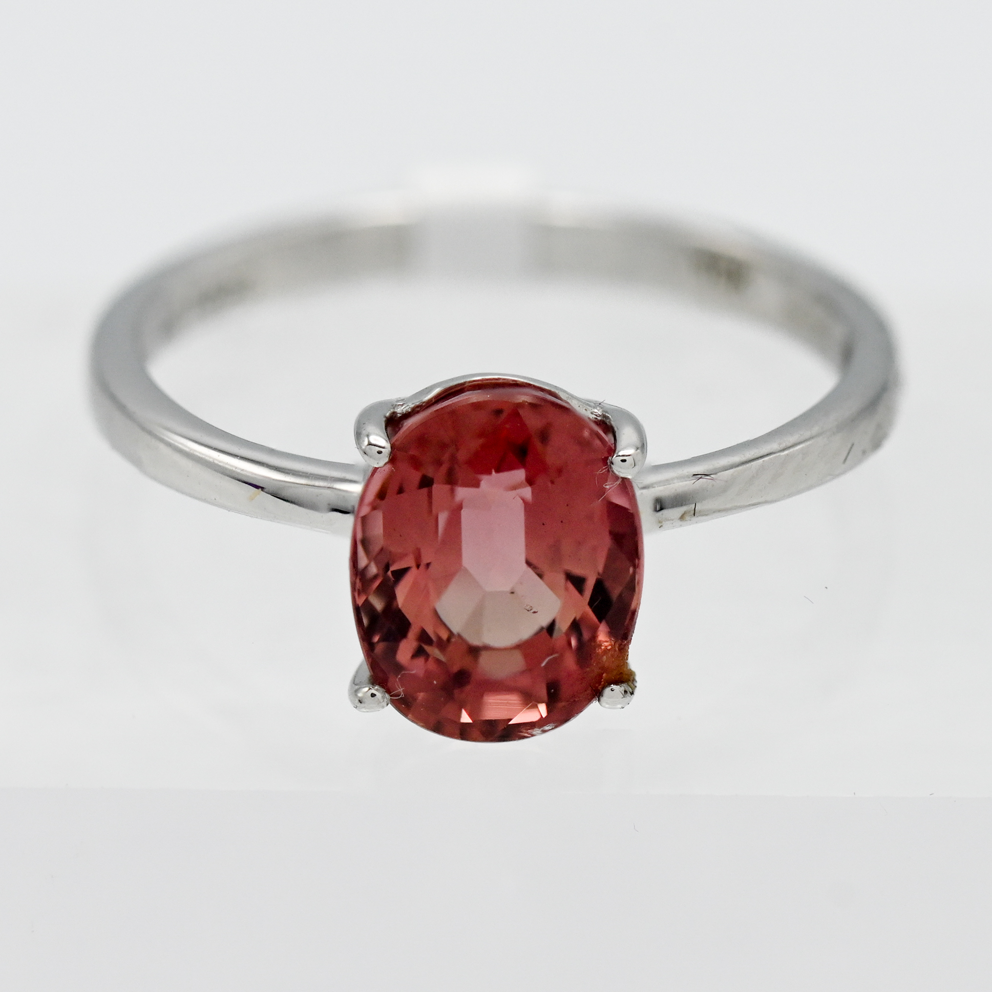 Gemporia, a 9k white gold Blended Tourmaline ring, size O, with certificate of authenticity.