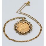 A Victoria 1900 Gold sovereign within a 9 carat pendant mount on a 9 carat fine gold chain. 15.5