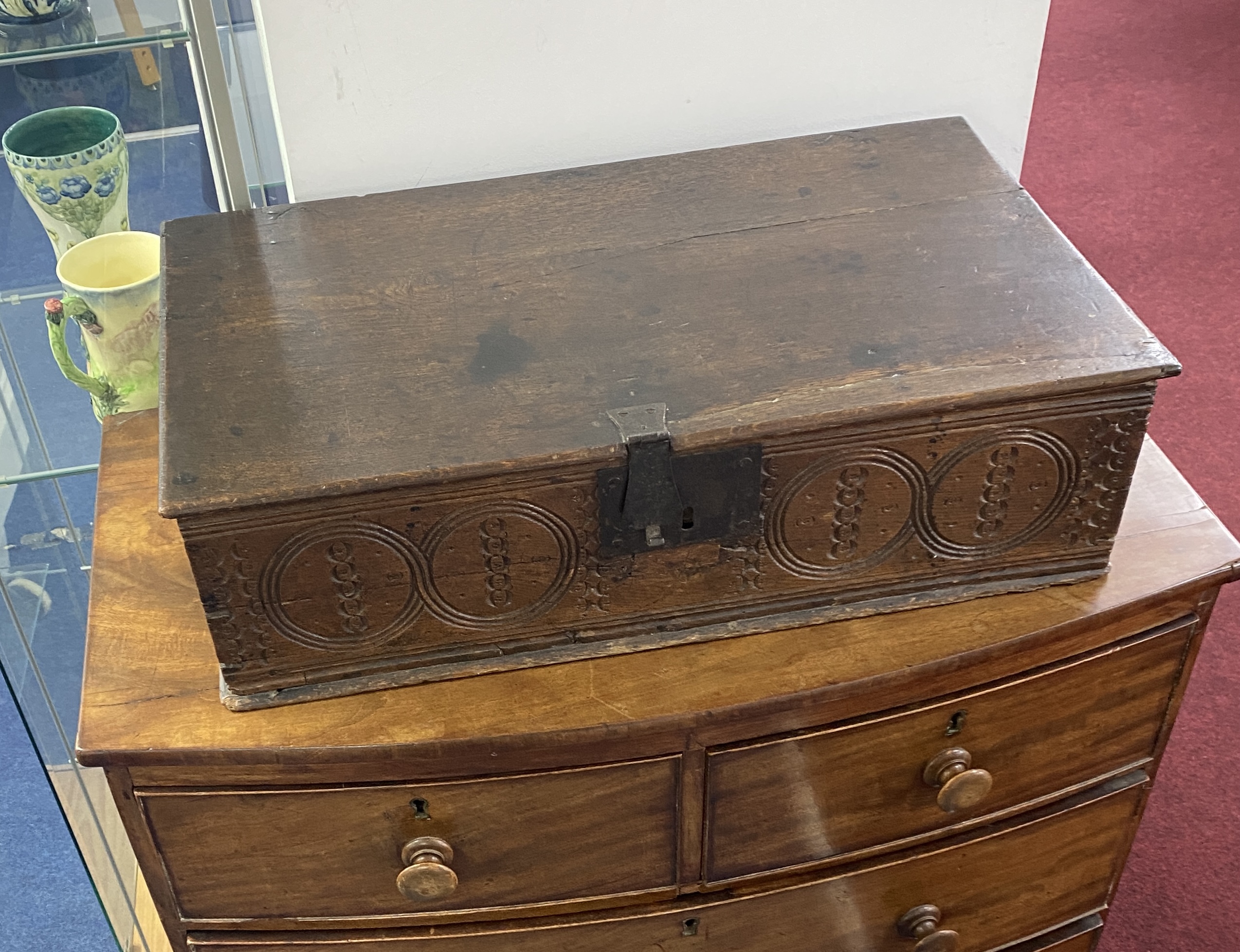 An antique carved oak Bible box with iron clasp. Dimensions 70 x 40 x 19cm - Image 2 of 2
