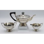 A George V three piece Walker & Hall silver tea service approx. 23.20oz