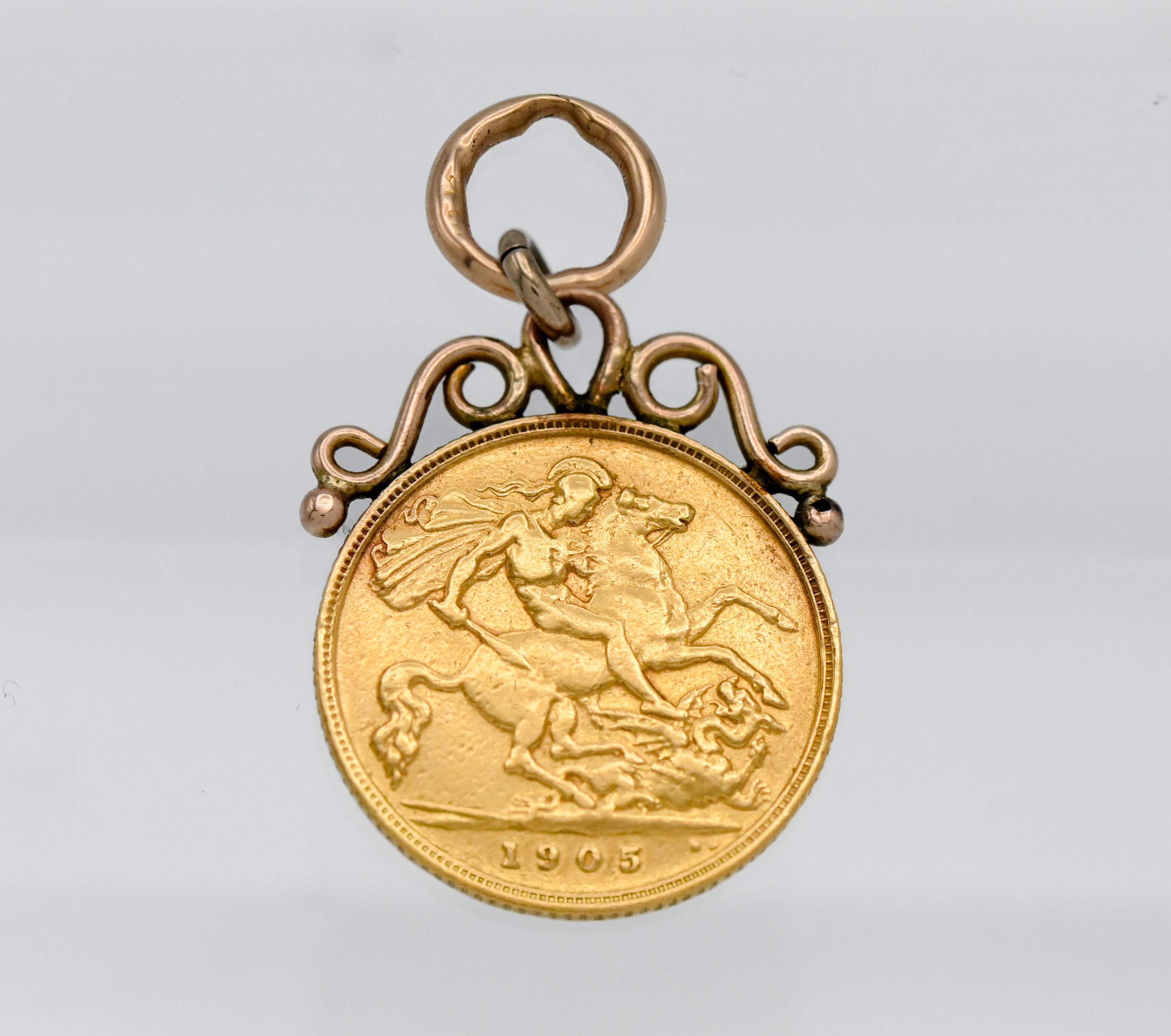 Edward VII 1905 Gold half Sovereign mounted as a pendant