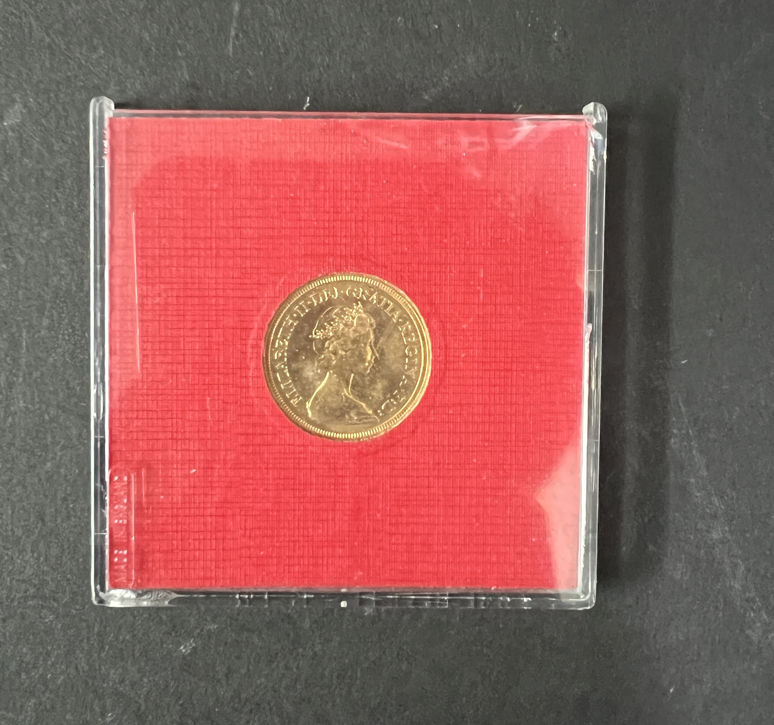 A Queen Elizabeth II 1981 full gold sovereign. - Image 2 of 2