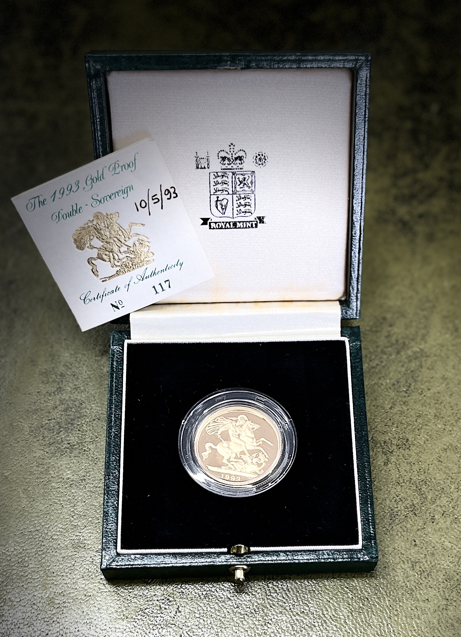 Royal Mint, a UK proof QEII double sovereign dated 1993 with certificate number 117, 15.98g, in - Image 3 of 4