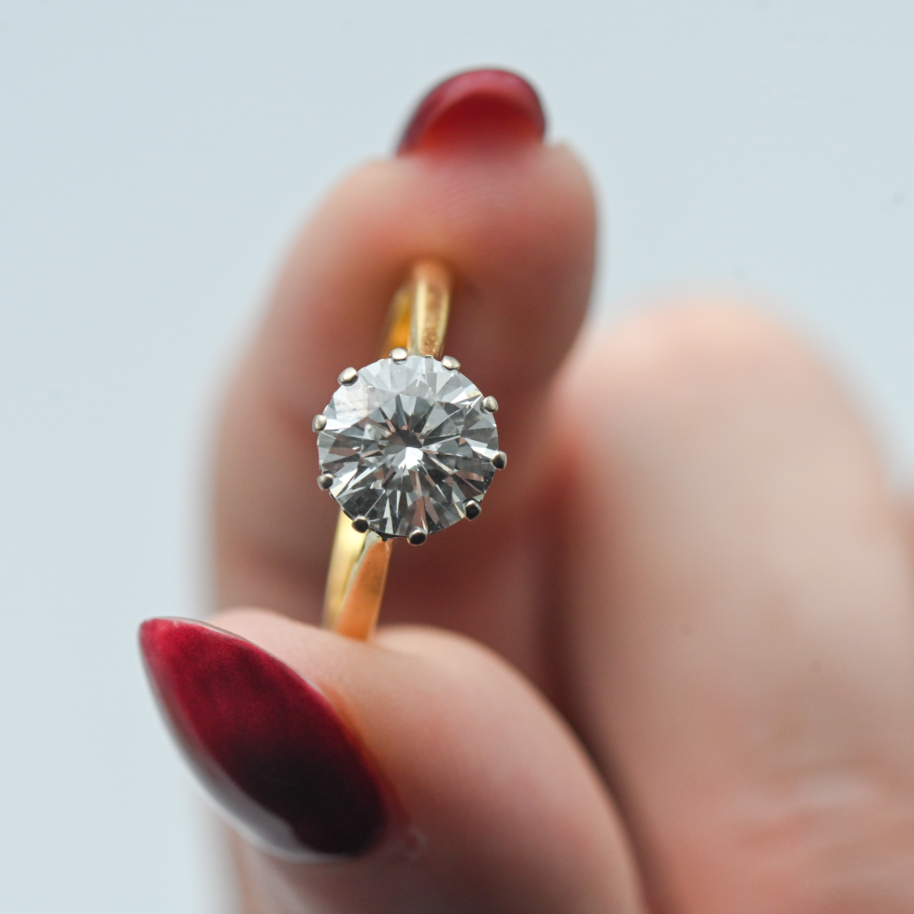 A fine diamond Solitaire Ring, the round brilliant cut diamond assessed as Weight 2.43 carats, - Image 3 of 5