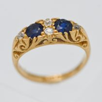 An antique 18ct sapphire and diamond ring, size I