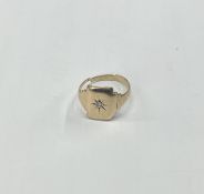 A gents signet ring (has been cut), approx 3.9g