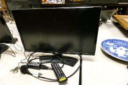 LG 22" Portable Television & Remote