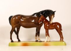 Beswick Mare & Foal 1811 on square base