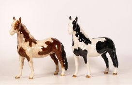 Beswick Pinto Pony 1373 in Piebald and Skewbald ( 1 leg reglued) (2)
