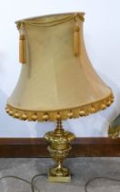 Gilt brass lamp, 51cm excluding shade support.