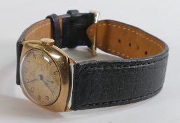 9ct gold gents Record wrist watch, 29mm inc. crown. Winds ticks, sets & runs.