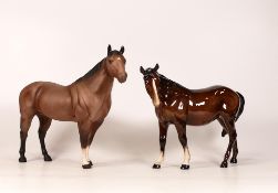 Beswick mare facing left 976 together with Quarter horse 2186 ( chip to tip of 1 ear) (2)