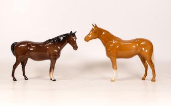Beswick small Thoroughbred stallion palomino 1992 together with mare facing right 1991 (2)
