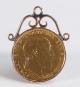 Gold Half Sovereign dated 1904, souldered on 9ct gold mount, 5g.