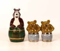 Wade Hamms Niagaria bear , limited edition together with two smaller bears sat in a barrel. Height