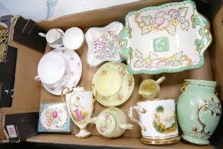 A mixed collection of items to include Crown Devon floral items, Shelley Large Cup & Saucer,