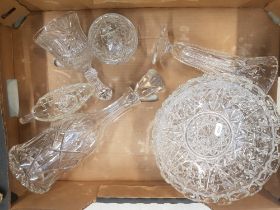 A collection of glass and crystal ware items to include fruit bowl, crystal decanter, vase, lidded