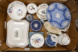 A mixed collection of items to include Wedgwood Tri Colour Plate, Jasperware, Astbury patterned