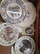 A mixed collection of decorative wall plates examples to include Aynsley Christmas plates & Two