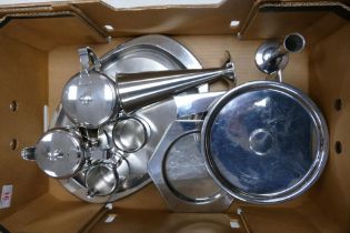 A collection of metal ware to include tea service , footed cake stand, vases etc ( 1 tray)