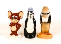 Wade figures to include Fish waiter, umarked and unfinished Seattle Bear and Jerry limited edition