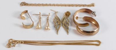 A collection of 9ct gold items including broken chains, earrings, 6.9g.