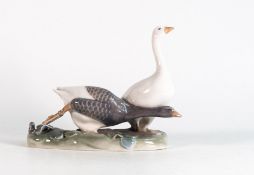 Royal Copenhagen model of a pair of geese 609. Height 15cm