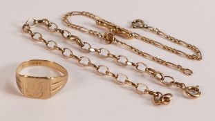 9ct gold gents signet ring and two broken 9ct gold chains, 7.3g.