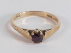 9ct gold ring set with brown stone, ring size L, 1.6g.