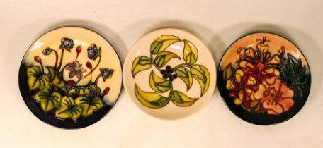 Moorcroft items to include Moorcroft Hepatica Small Plate 16cm diameter. Grapes Small Plate 16cm