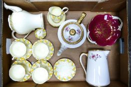 A mixed collection of floral pottery to include Paragon Garland pattern part coffee set, Royal