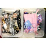 A quantity of ladies belts, purses and bags ( 2 boxes)