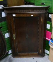 Oak 19th century single door corner cupboard, measuring 91cm high x 49cm x 49cm