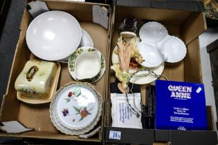 A mixed collection of items to include Royal Worcester Evesham patterned items, Johnstone Bros