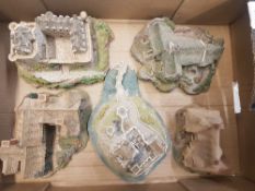 A Collection of Lilliput Lane Buildings to include Duart Castle (limited edition), Eilean Donan