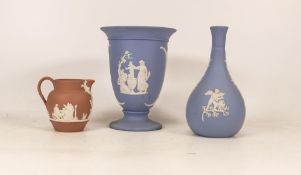 Wedgwood Items to include white on salmon ping small jug , blue jasper vases etc , tallest 13cm(3)