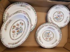 Wedgwood Kutani Crane dinnerware items to include 8 dinner plates, 6 side plates, 3 soup bowls, 1