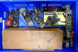 A collection of Vintage Wood working joiners including Boxed Stanley 905 brace, Boxed Stanley SB3