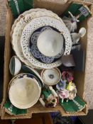 A mixed collection of assorted pottery